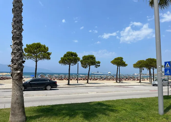 Blue Pearl Lungomare Apartment Vlorë